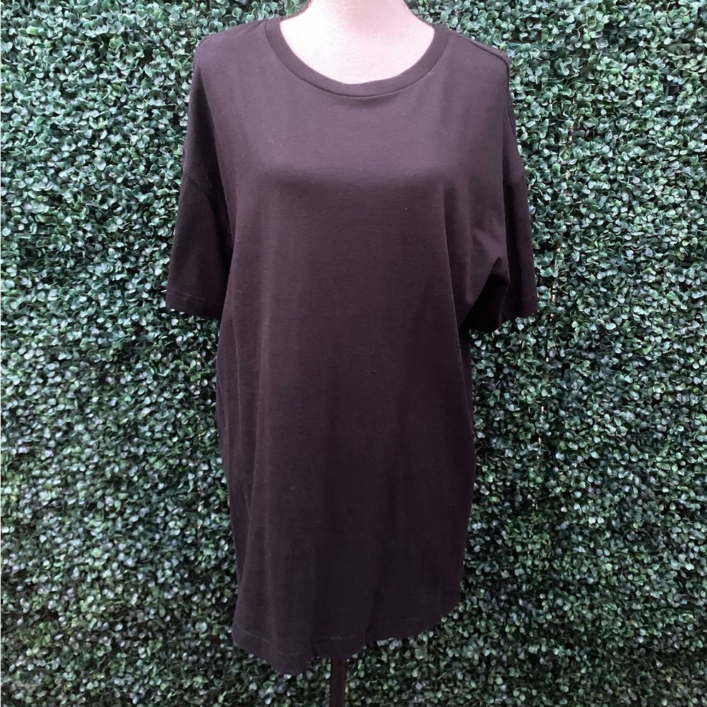 Forever 21 Black Tunic Tee Over Short Sleeves Medium